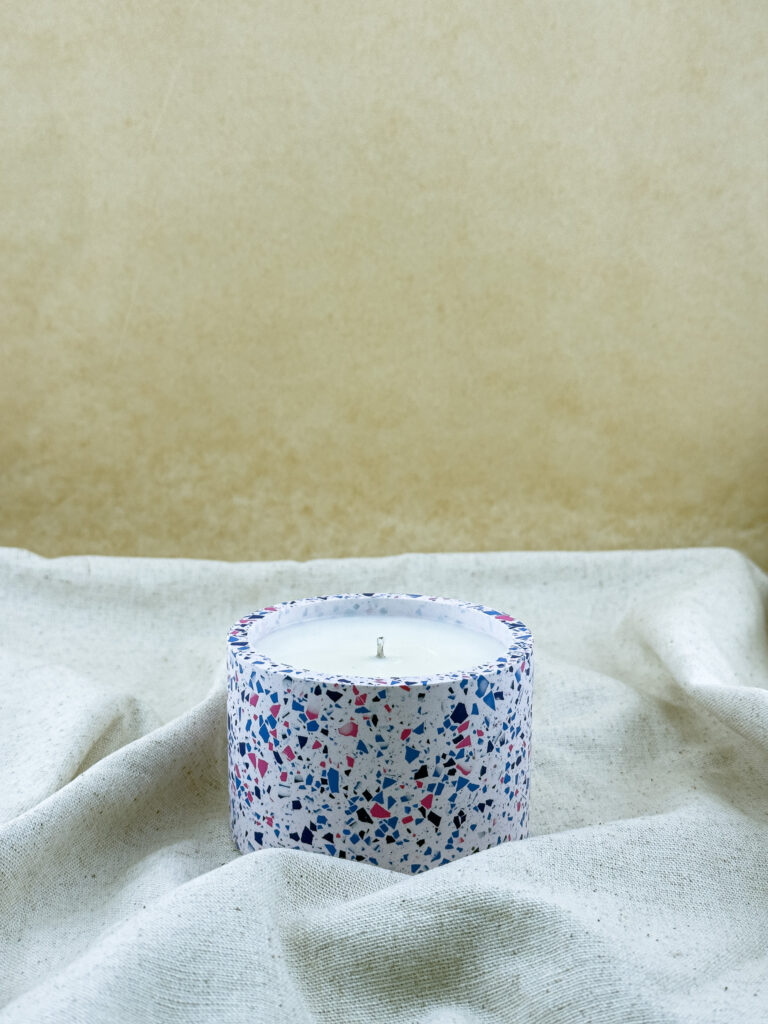 Świeca sojowa MANGOCHI 150ml